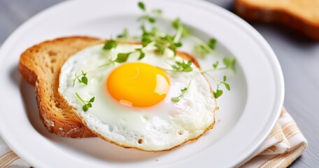 Savoring Fried Egg for a Wholesome, Diet-Friendly Breakfast