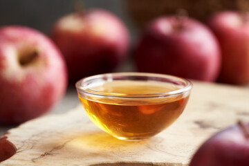 A bowl of apple cider vinegar