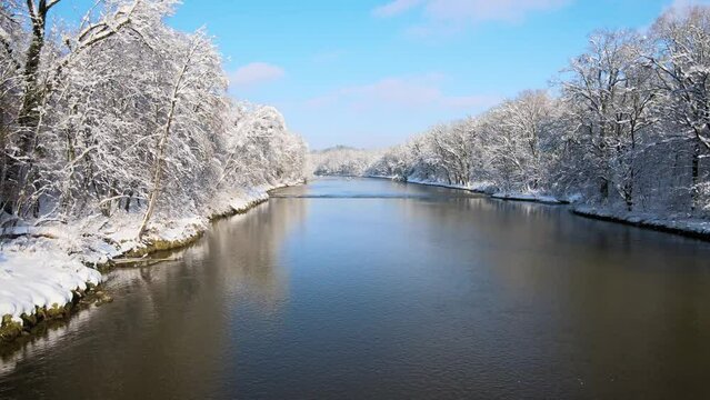 Winterzauber an der Isar in M&uuml;nchen