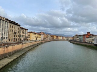 Fototapeta na wymiar Rio Arno- Pisa