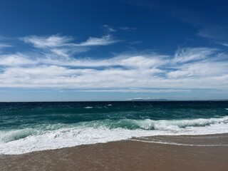 Fototapeta na wymiar Waved ocean, blue ocean horizon, seascape horizon background, natural ocean view