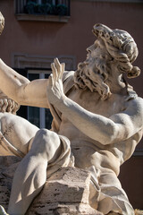 Die Statue des Ganges am Vierströmebrunnen in Rom Italien.