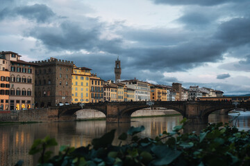 Fototapeta premium Winter Florence. Bridges over the Arno River and Medieval Architecture.