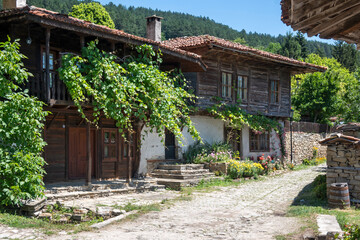 Fototapeta na wymiar Village of Zheravna with nineteenth century houses, Bulgaria