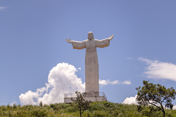 est&aacute;tua do Cristo Redentor cidade de Paracatu, Estado de Minas Gerais, Brasil