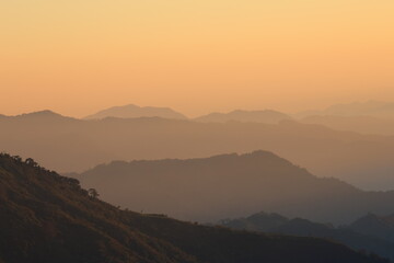 MONTAÑAS
