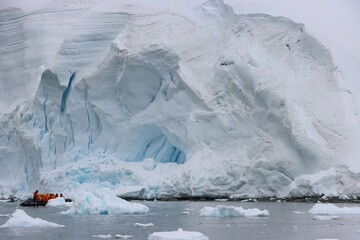 Glacier and icebergs, Orne Harbour, Antarctica. - obrazy, fototapety, plakaty