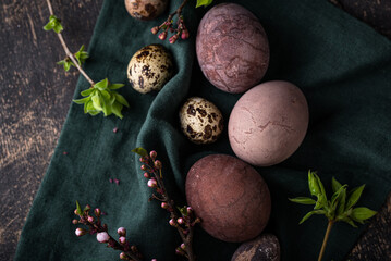 Fototapeta na wymiar Easter eggs painted with natural dye