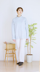 女性冬服のファッションコーディネート全身（縦向き）