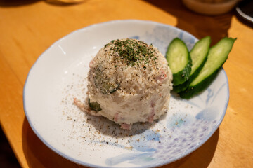 日本の沖縄県の個性的でとても美味しい料理