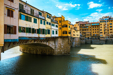 Golden bridge across Arno river in Florence - obrazy, fototapety, plakaty