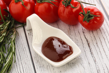 Tomato barbecue sauce on the bowl