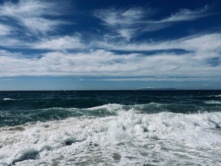 Waved ocean, blue ocean horizon, seascape horizon background, natural ocean view