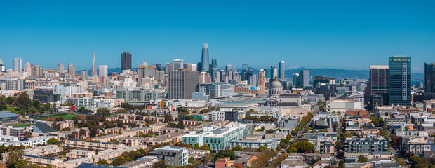 Panoramic aerial view of the San Francisco downtown.