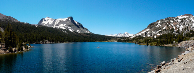 Fototapeta na wymiar Tenaya Lake, Yosemite National Park, California, United States