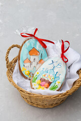 Honey gingerbread with glaze for the Easter holiday