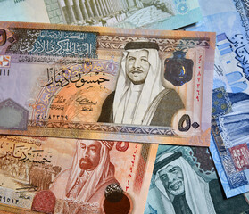 some current Jordanian banknotes