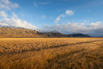 Fototapeta na wymiar paysage islandais 