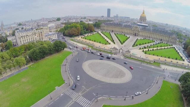 Transport traffic on square Rond-Point du Bleuet de France