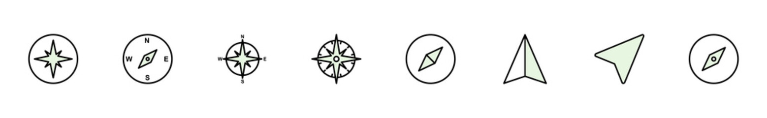 Compass icon set. arrow compass icon vector