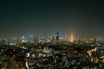 Fototapeta na wymiar Tokyo tower and night city view in Tokyo, Japan
