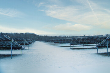 Elektrizität - Photovoltaik - Solar - Environment- Ecology - Solar System - Energy - Electric -...