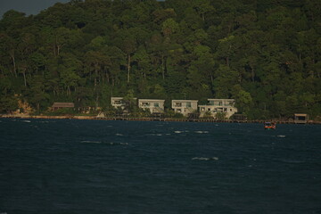 houses on the sea koh rong