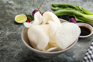 Vietnamese starter appetizer Crab chips
