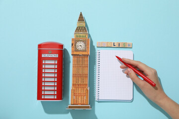 Notepad, Big Ben and the word 