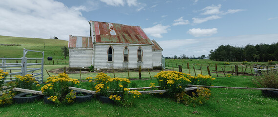 Historic abandoned pioneer church in Ruawai, Northland, New Zealand. - obrazy, fototapety, plakaty