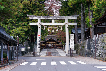 鳥居　諏訪大社下社春宮（長野県諏訪市）