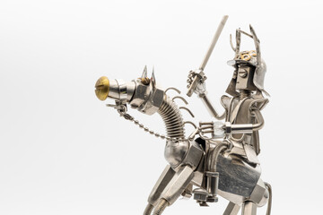 馬に乗った甲冑姿の武将のフィギア・メタルフィギア