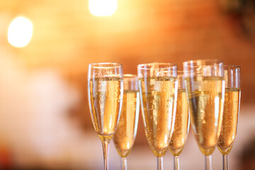 glasses of champagne