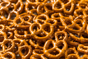 Organic Dry Mini Pretzel Crackers