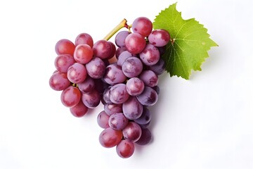 Fototapeta premium Red grape with leaf isolated on white background