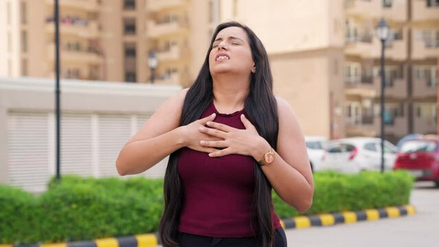 Indian Woman Having Heart Attack, Chest pain