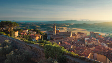 Fototapeta na wymiar Massa Marittima view from the Cassero Senese fortress, Tuscany, Italy
