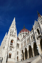 Fototapeta premium Parlamentsgebäude von Budapest an der Donau