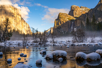 Scenic view of Yosemite Valley in winter. 