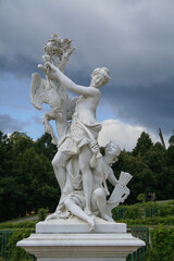 Obraz premium Statues at the fountain at Sanssouci