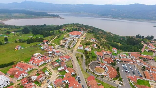 Drone sobre Guatavita, Colombia