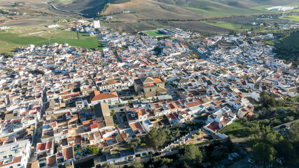 vista aérea del bonito pueblo blanco de Espera en la provincia de Cádiz, Andalucía © Antonio ciero