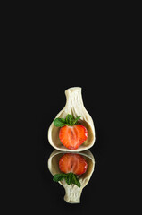 Khinkali with strawberries and mint