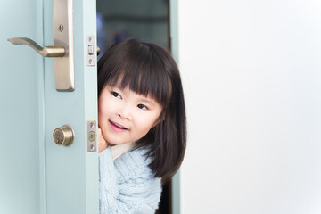 留守番する子供