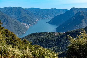 Fototapeta na wymiar Alpe Colonno, Lombardia, Lago di Como
