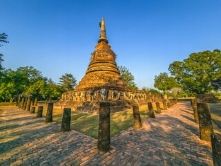 Wat Chang Lom at Sukhothai historic park, Thailand - 712526106