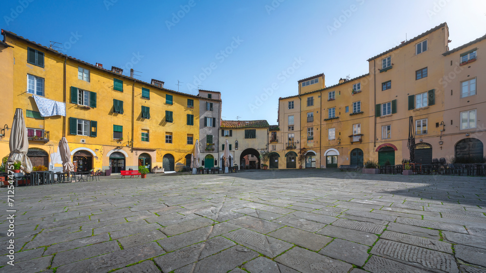 Wall mural lucca, piazza dell' anfiteatro square. tuscany, italy