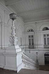 Fototapeta premium vintage lamp on marble stairs at Indian Museum, Kolkata, India