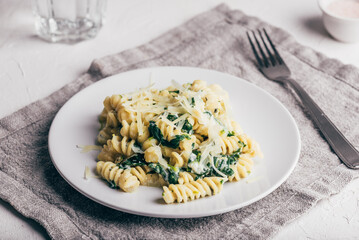 Pasta With Spinach And Cheese