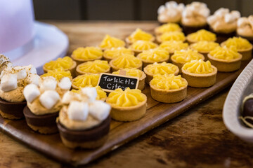 lemon tartlet at a wedding